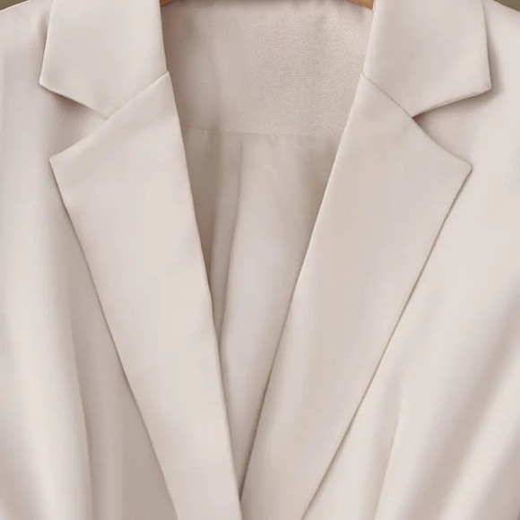 Elegant Button Front Blazer Long Sleeve Slim Fit Blazer - Picture 3 of 5